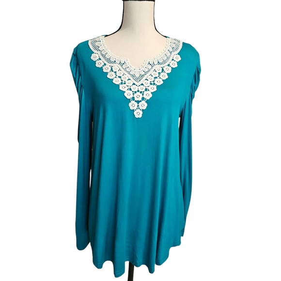 Cathy Blouse L NWT - Picture 1 of 6